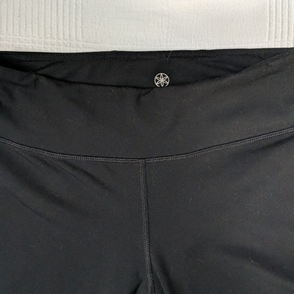 Gaiam yoga pants - Picture 3 of 4
